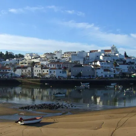Rua Jose Caetano De Carvalho * 梅骚·弗里奥